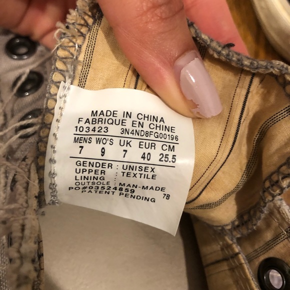 All star converse shoes - Picture 4 of 4